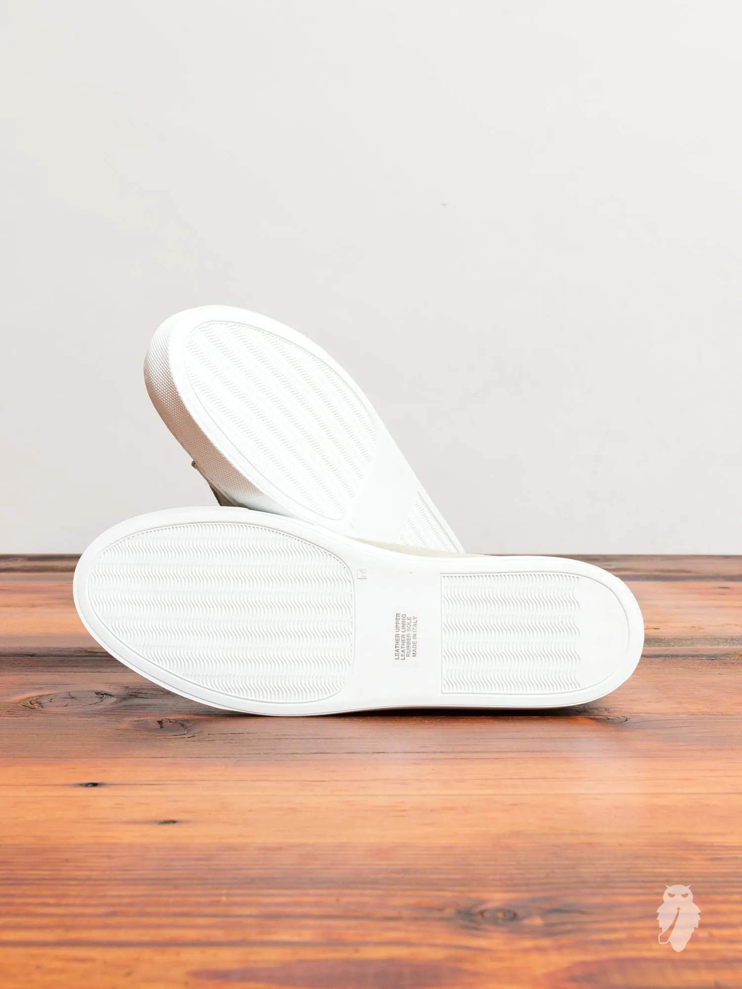 Court Low-Top Sneaker in Clay Suede